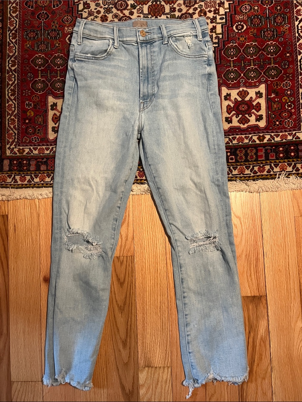 Mother Light Wash Distressed Women’s Jeans Size 30